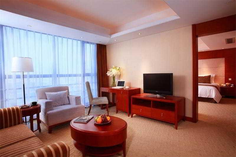 סוג'ואו Howard Johnson All Suites Hotel Suzhou חדר תמונה